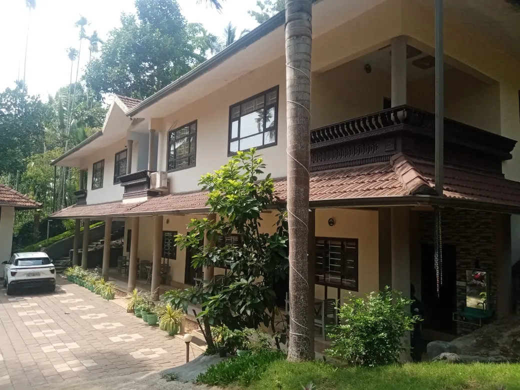 WhatsApp Image 2025-09-11 at 4.31.55 PM_10_11zon